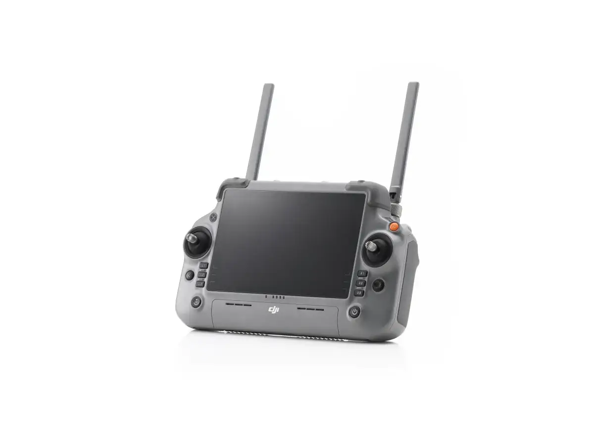 Fernsteuerung DJI RC Plus mit Display und ausgeklappten Antennen für die DJI Matrice 4T