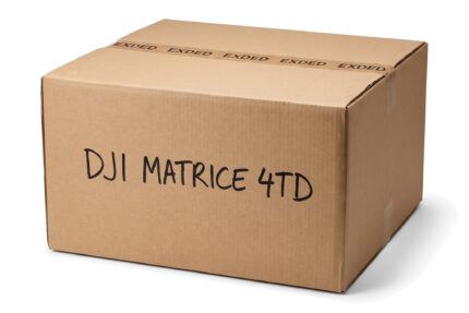 DJI Matrice 4TD – RC Plus 2 Enterprise Combo – Versandkarton (Symbolbild)